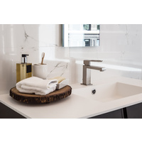 Bathroom and kitchen linen for hire